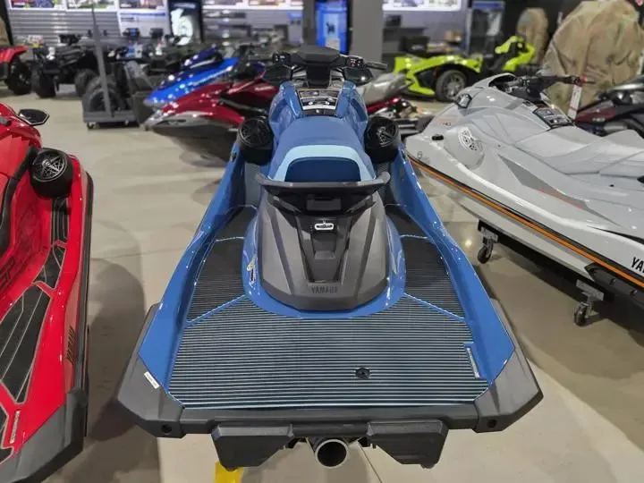Slide: The Image of Yamaha VX Cruiser with Audio 2026 - 6