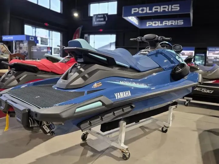 Slide: The Image of Yamaha VX Cruiser with Audio 2026 - 7