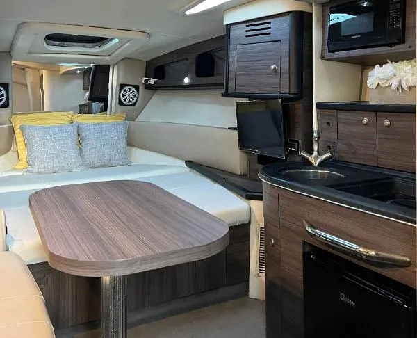 Slide: The Image of Sea Ray 290 Sundancer 2006 - 8