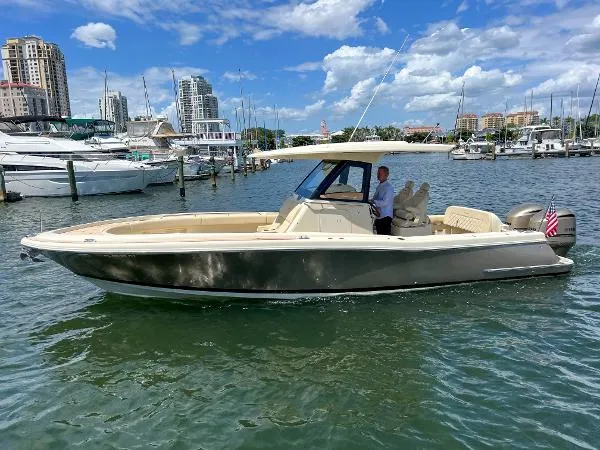 Slide: The Image of Chris-Craft Catalina 30 2018 - 1