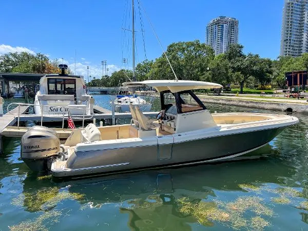 Slide: The Image of Chris-Craft Catalina 30 2018 - 3