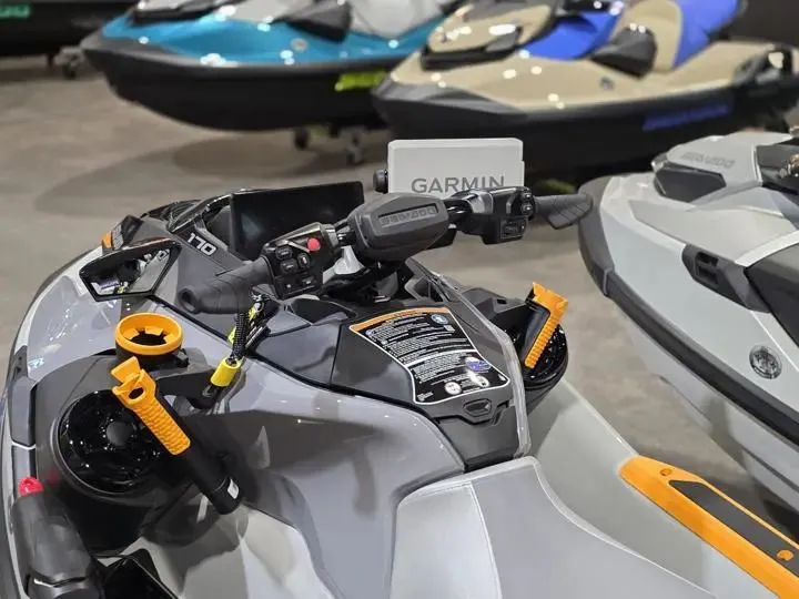 Slide: The Image of Sea-Doo FishPro Trophy 170 2026 - 16