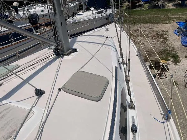Slide: The Image of Catalina 350 2003 - 7