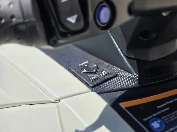 Slide: The Image of Close-up of Yamaha WaveRunner VX Cruiser HO 2026 controls. - 12