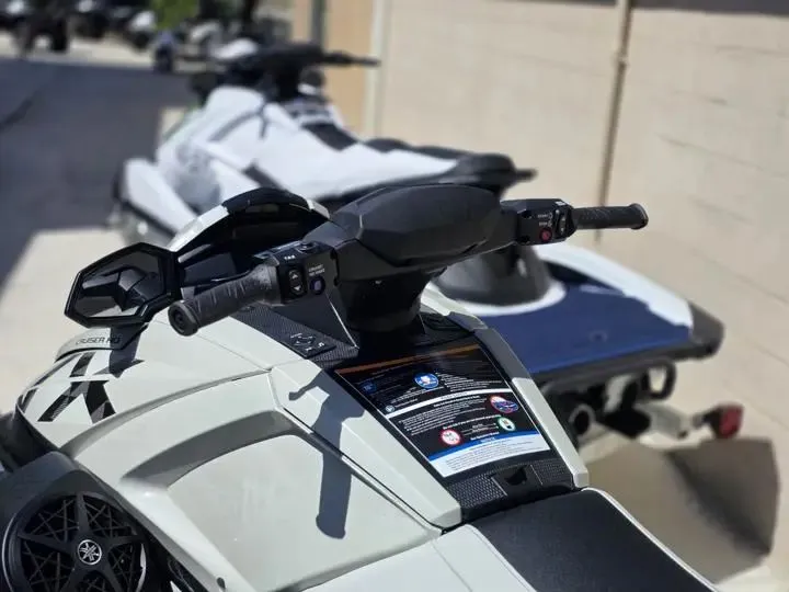 Slide: The Image of 2026 Yamaha WaveRunner VX Cruiser HO parked in sunlight. - 15