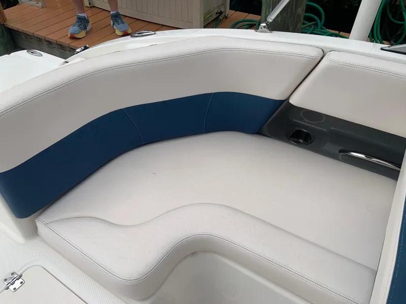 Slide: The Image of Chaparral 210 Suncoast 2017 - 7