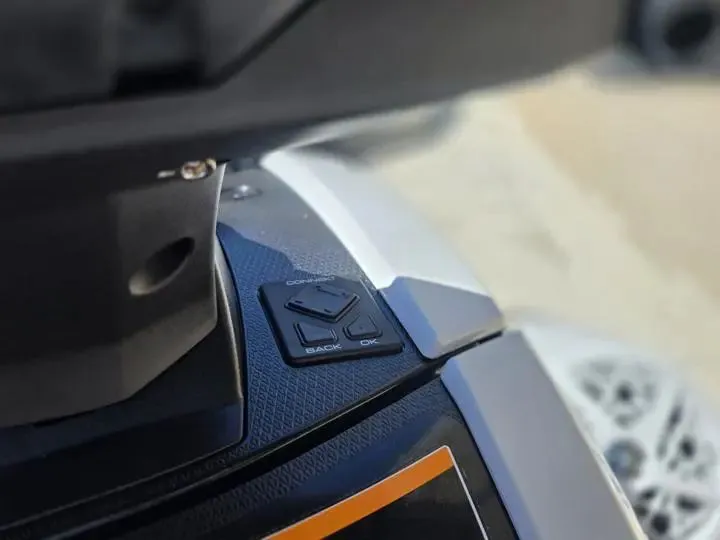 Slide: The Image of Close-up of Yamaha WaveRunner VX Deluxe 2026 controls. - 13