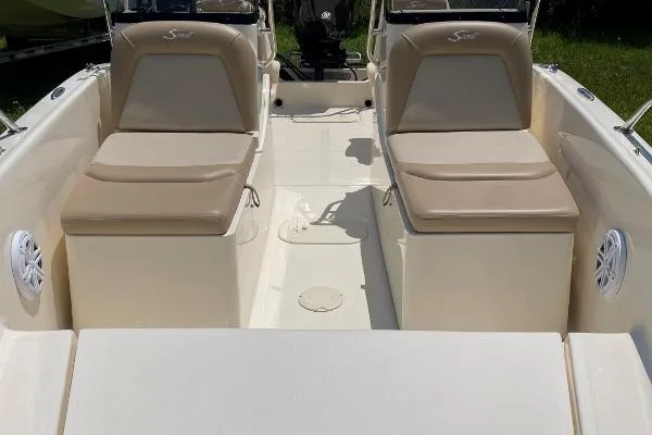 Slide: The Image of Scout 175 Sport Dorado 2022 - 10
