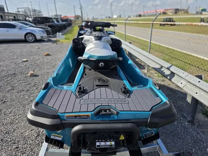 Slide: The Image of Sea-Doo GTX Limited 325 Teal Metallic 2026 - 4