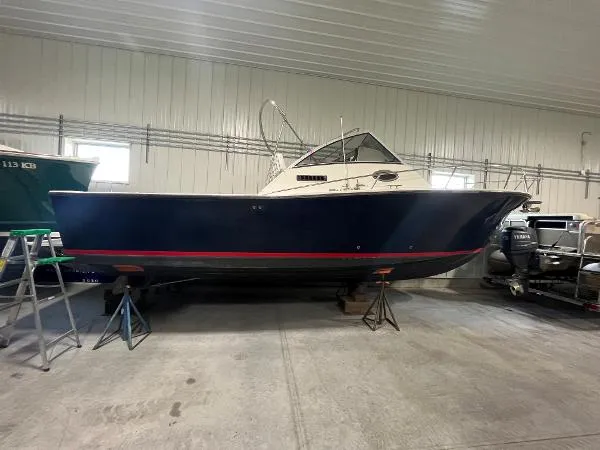 Slide: The Image of Albemarle 280 Express Fisherman 1996 - 5