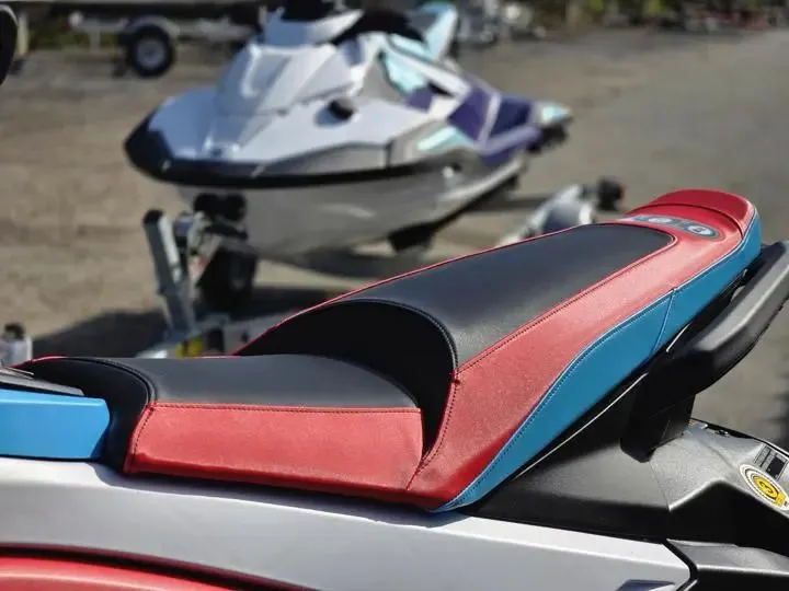 Slide: The Image of Yamaha Jetblaster DLX 3-Up 2025 - 10