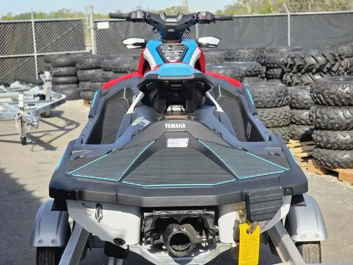 Slide: The Image of Yamaha Jetblaster DLX 3-Up 2025 - 4