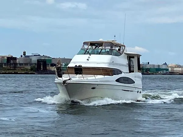 Slide: The Image of Carver Yachts 466 Motor Yacht 2001 - 1