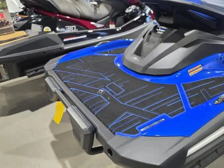 Slide: The Image of Yamaha VX Limited HO 2026 - 6