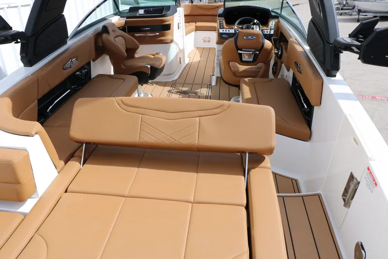 Slide: The Image of Chaparral 28 Surf 2026 - 23