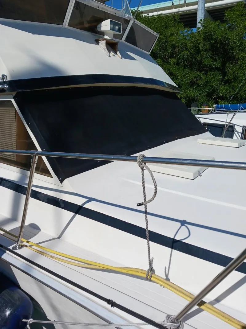 Slide: The Image of Viking 44 Motor Yacht 1983 - 5