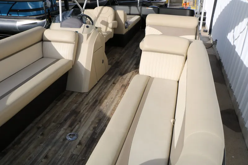 Slide: The Image of Crest Crest II 250 2016 - 8