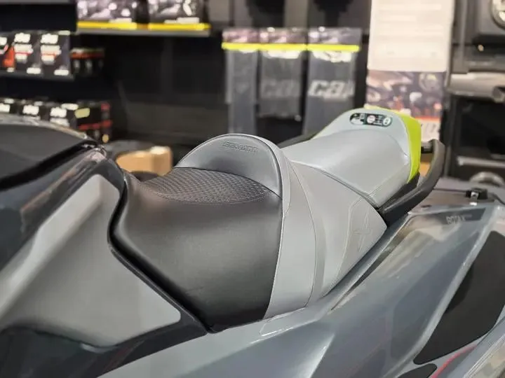 Slide: The Image of Sea-Doo Rxt-X 325 Ice 2026 - 10