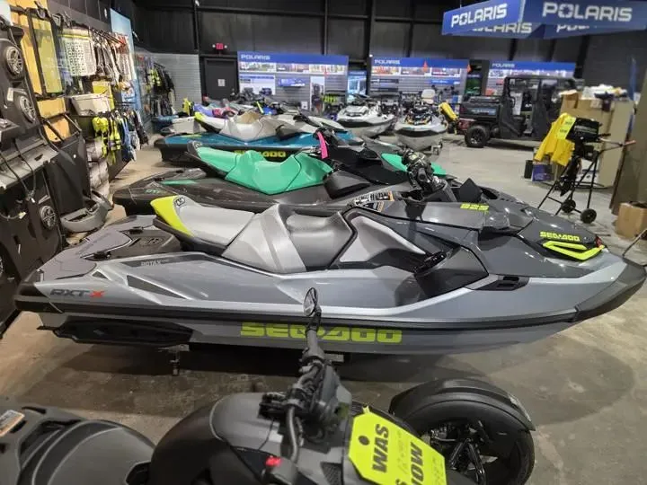 Slide: The Image of Sea-Doo Rxt-X 325 Ice 2026 - 7