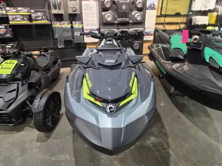 Slide: The Image of Sea-Doo Rxt-X 325 Ice 2026 - 9