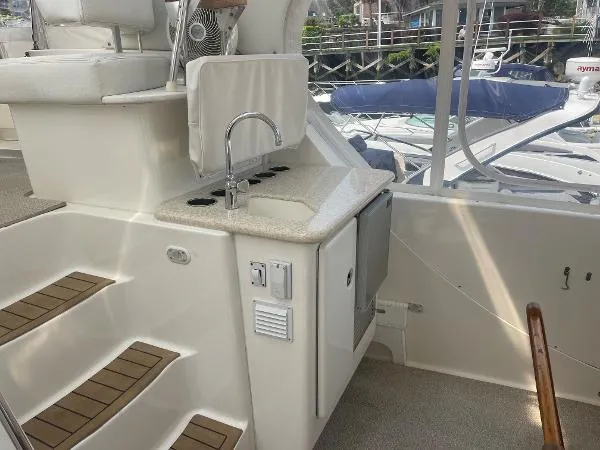 Slide: The Image of Silverton 39 Motor Yacht 2005 - 6
