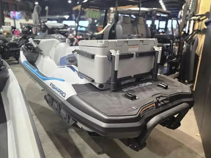 Slide: The Image of Sea-Doo FishPro Sport 170 2026 - 5