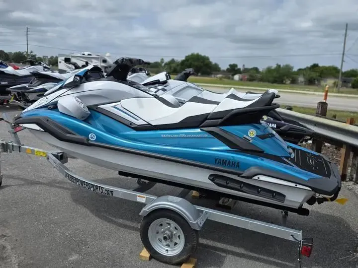 Slide: The Image of Yamaha FX Cruiser HO 2026 - 4