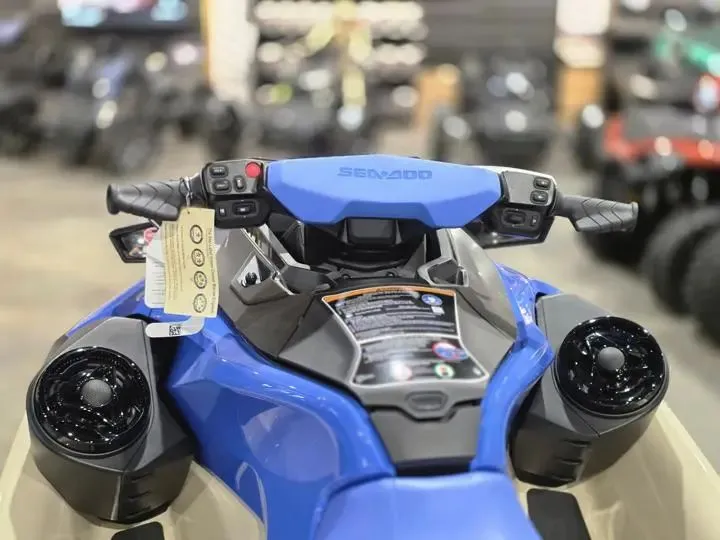 Slide: The Image of Sea-Doo Wake Pro 230 2026 - 16