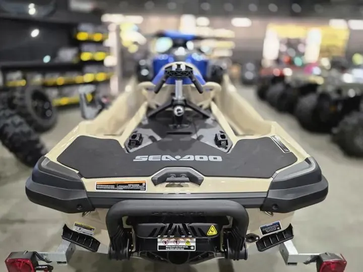 Slide: The Image of Sea-Doo Wake Pro 230 2026 - 4