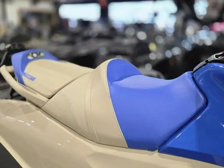 Slide: The Image of Sea-Doo Wake Pro 230 2026 - 9