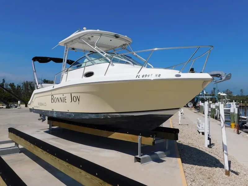 Slide: The Image of Robalo R265 2007 - 0
