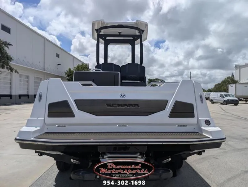 Slide: The Image of Scarab 235 LX 2026 - 4