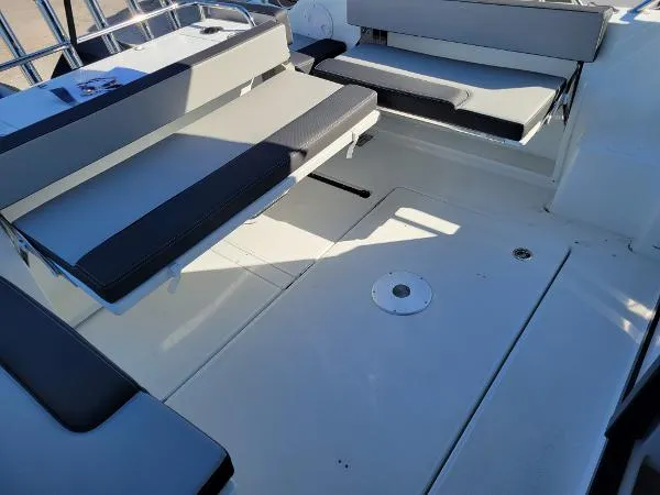Slide: The Image of Jeanneau NC895 Sport 2023 - 6