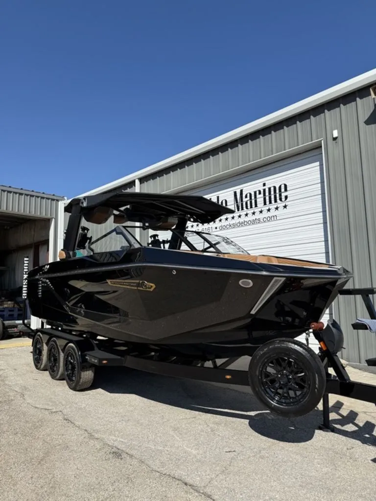 Slide: The Image of Nautique Super Air Nautique G23 2025 - 9