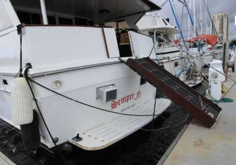 Slide: The Image of Jefferson Marquessa Motor Yacht 1988 - 2