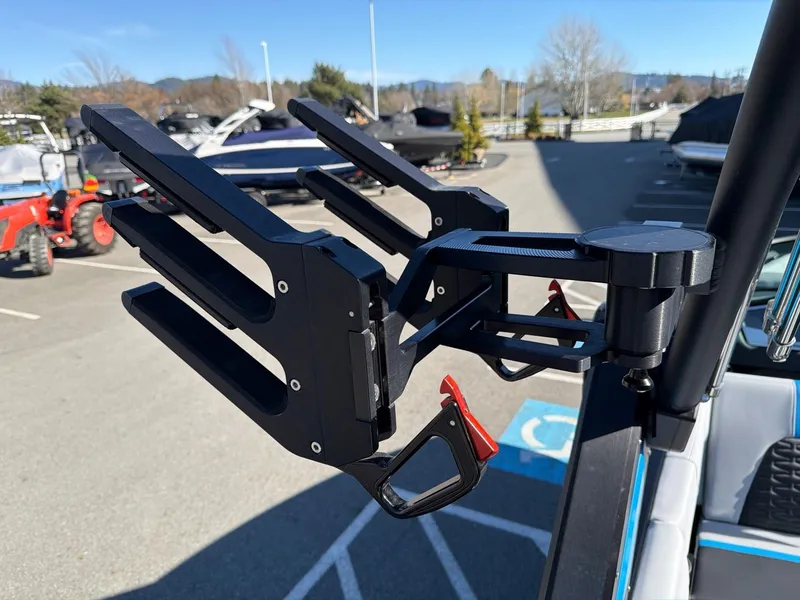 Slide: The Image of MasterCraft X22 2023 - 19