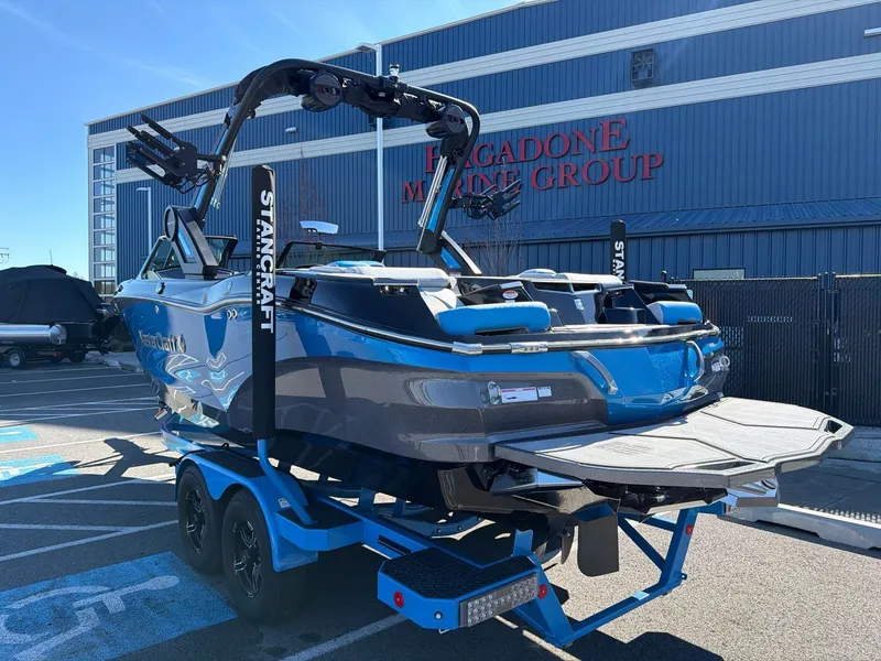 Slide: The Image of MasterCraft X22 2023 - 3