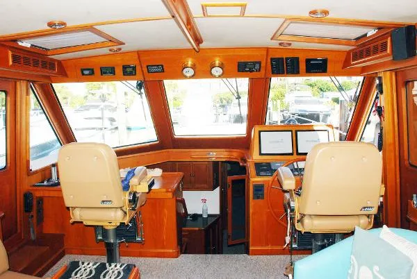 Slide: The Image of Grand Banks 54 Eastbay SX 2007 - 6