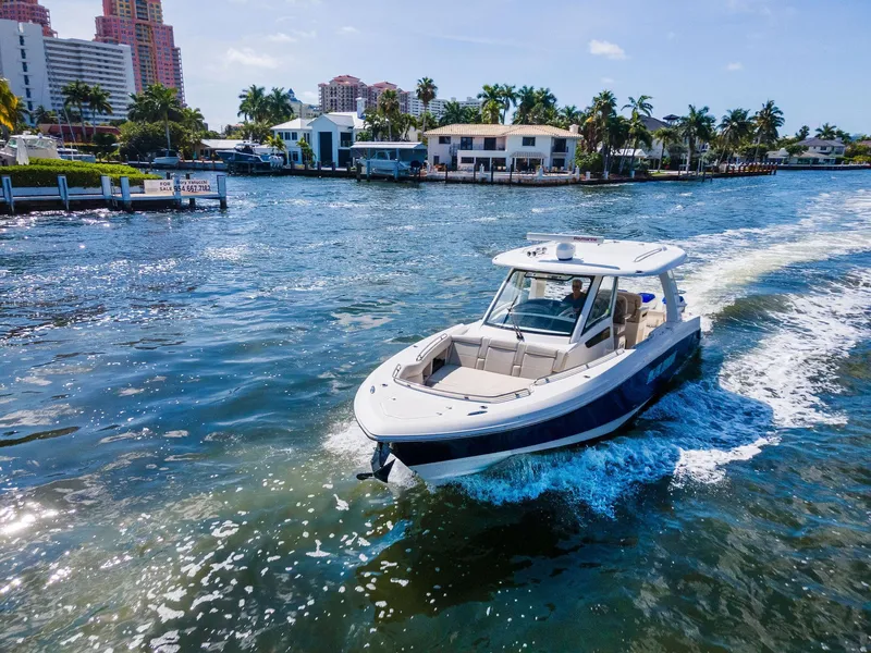 Slide: The Image of Boston Whaler 350 Realm 2019 - 2