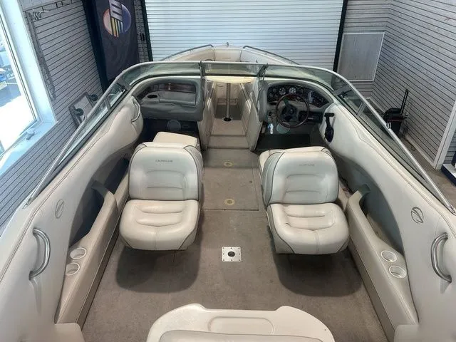 Slide: The Image of Crownline Boats 225 BR 1997 - 8