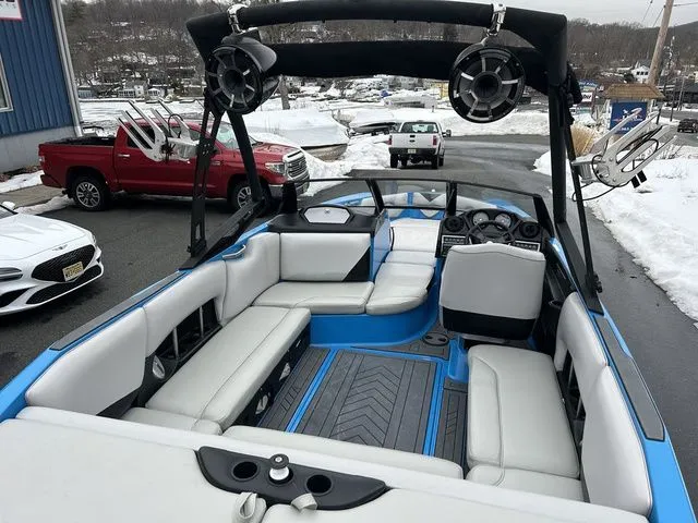 Slide: The Image of Axis Wake Research A22 2014 - 18