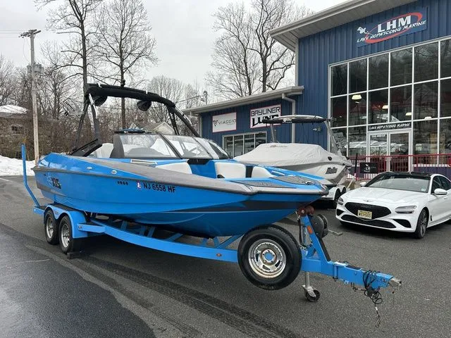 Slide: The Image of Axis Wake Research A22 2014 - 7