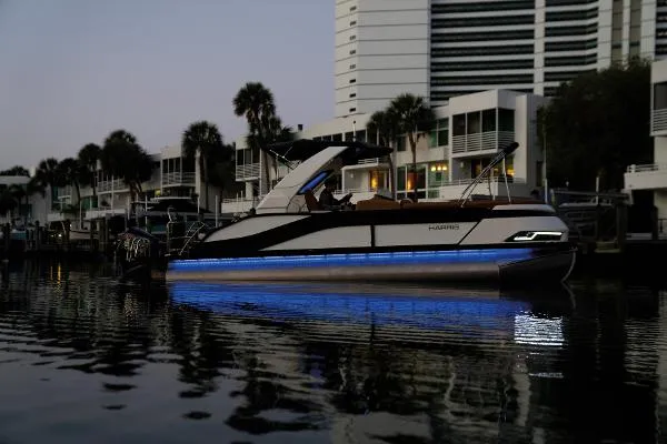 Slide: The Image of Harris 250 Grand Mariner 2023 - 3