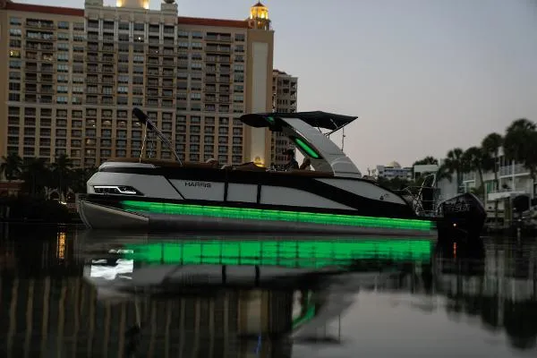 Slide: The Image of Harris 250 Grand Mariner 2023 - 4