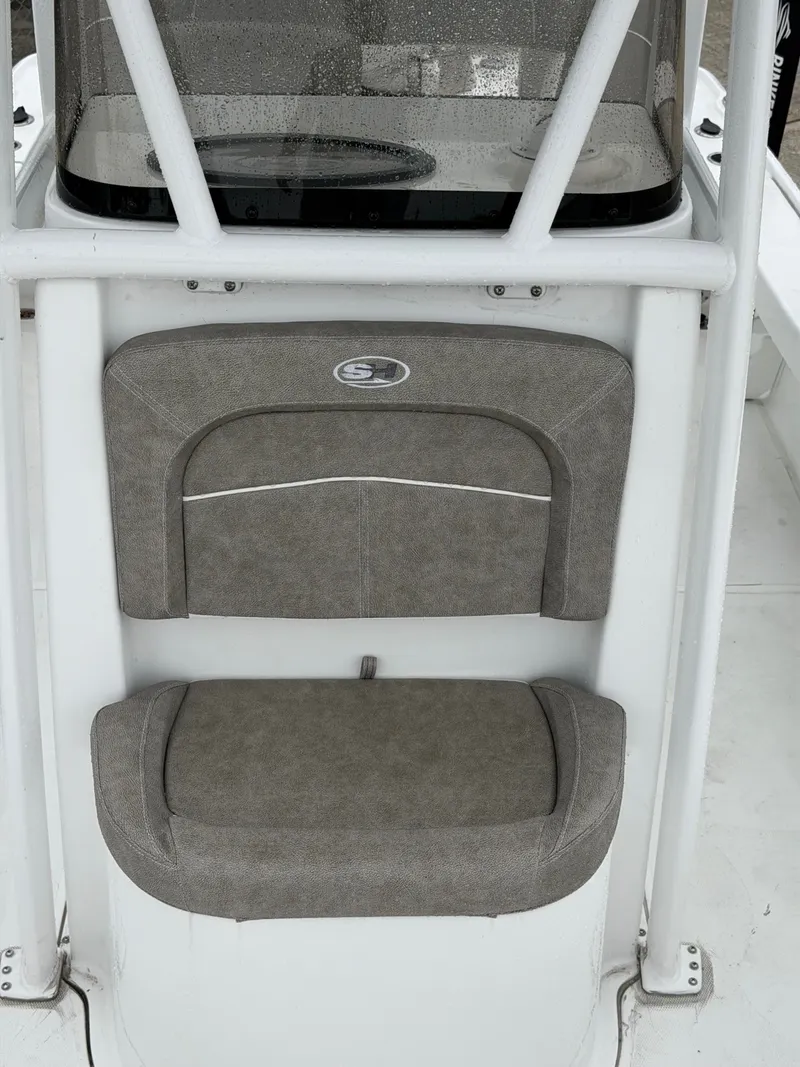 Slide: The Image of Sea Hunt BX22BR 2026 - 12