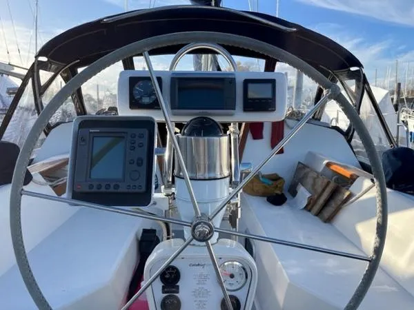 Slide: The Image of Catalina 42 1990 - 11