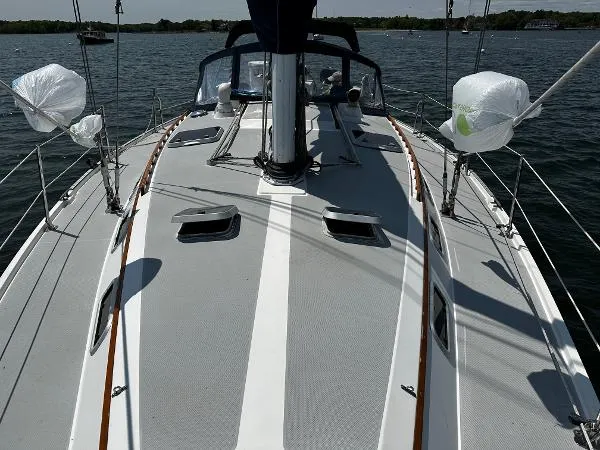 Slide: The Image of Catalina 42 1990 - 7