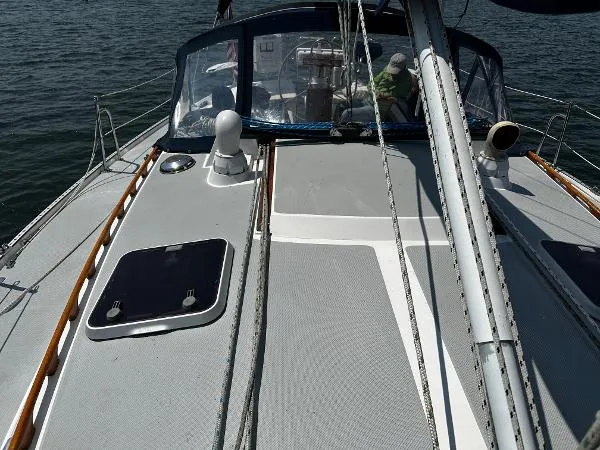 Slide: The Image of Catalina 42 1990 - 8