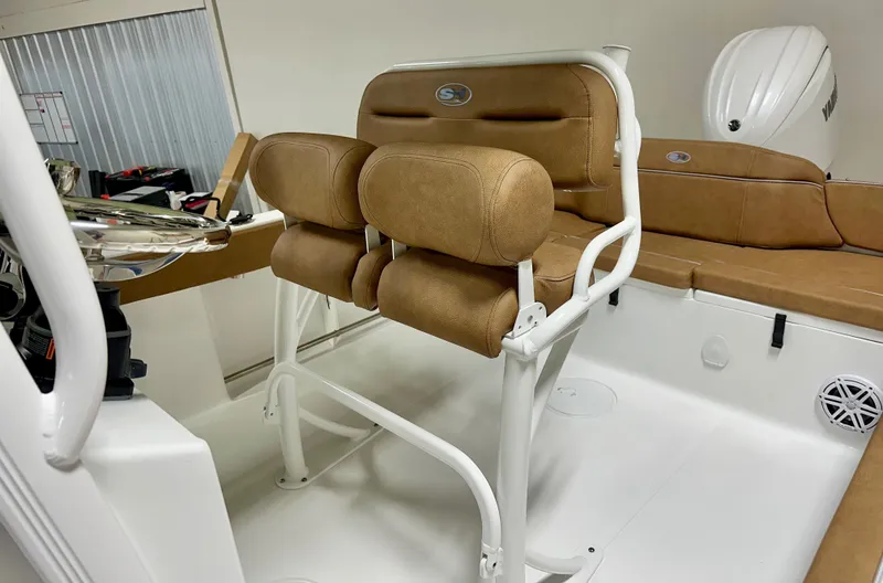 Slide: The Image of Sea Hunt Ultra 229 2026 - 22