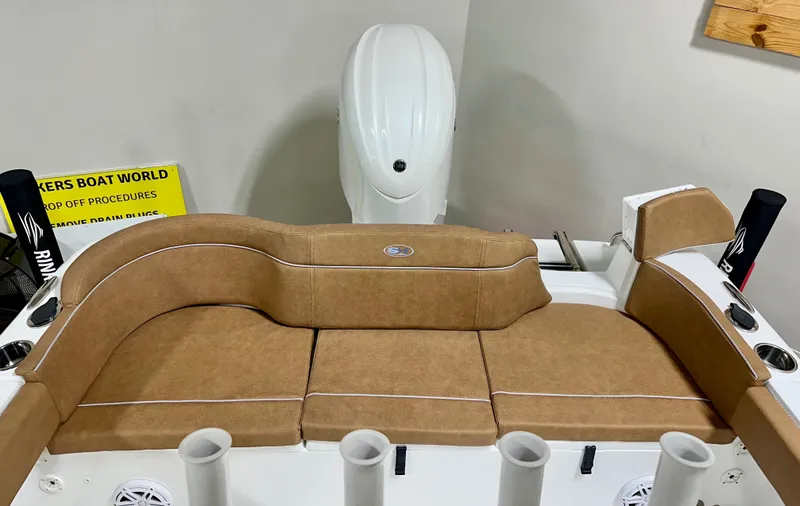 Slide: The Image of Sea Hunt Ultra 229 2026 - 24